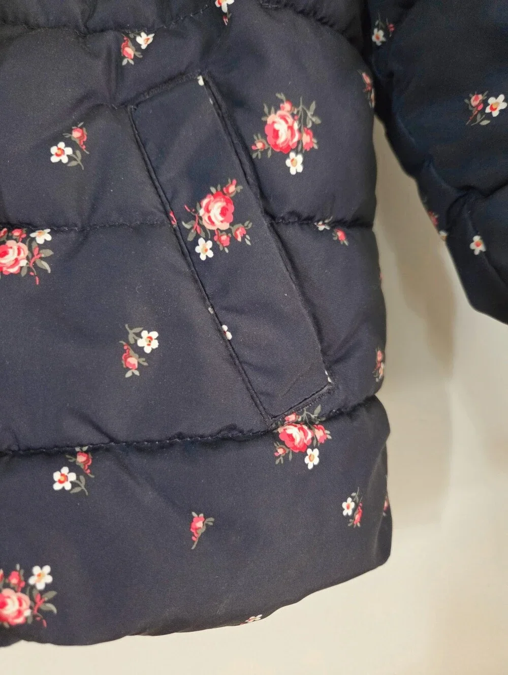 Gap Kids Girls Navy Floral Puffer Coat with Faux Fur Hood Small